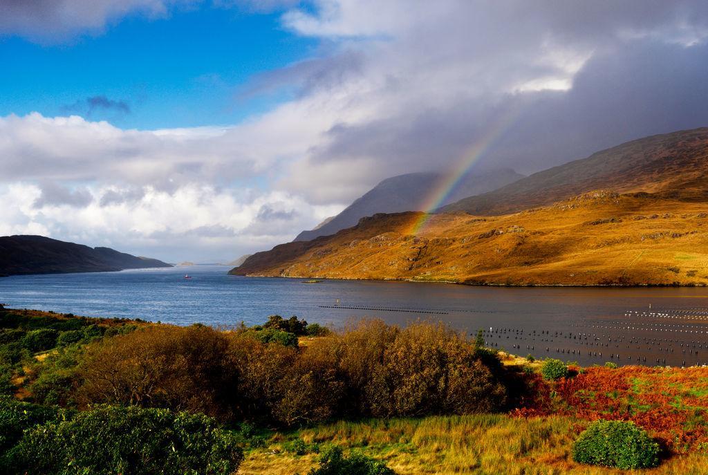 Wild Atlantic Hostel Leenaun Exterior photo