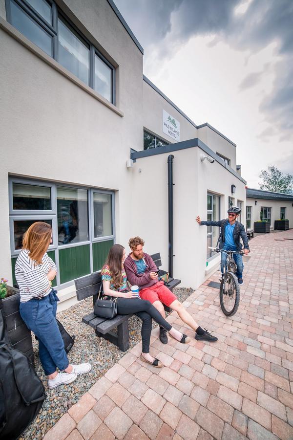 Wild Atlantic Hostel Leenaun Exterior photo